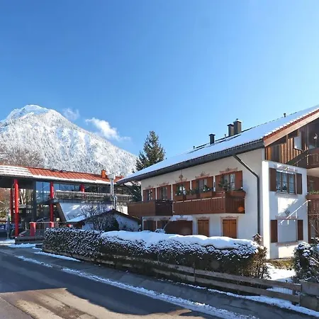 'Chalet-Style' Ruhige & Zentrale 3-Raum-Suite Direkt Am Kurpark Oberstdorf Exterior photo